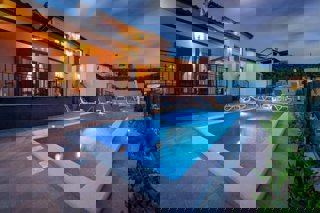 Villa indipendente con piscina - vista mare